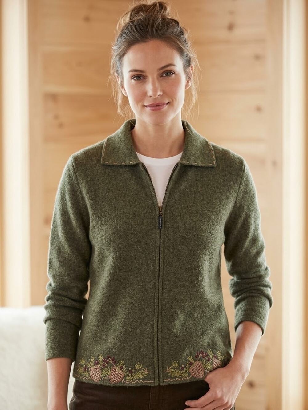 Woolrich Olive Green 100% Wool Full Zip Sweater Women's L Pinecone Embroidered